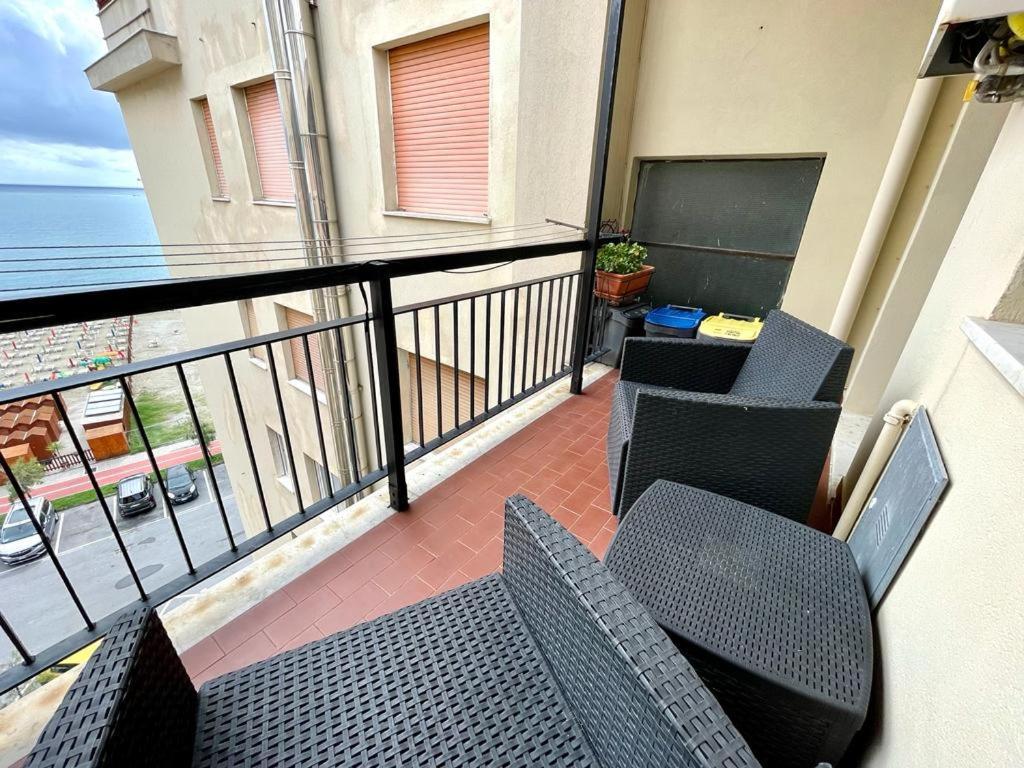 Casa Conchiglia Villa Vado Ligure Bagian luar foto